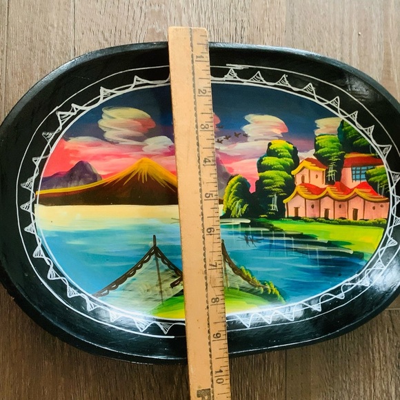 Hand painted tray - Picture 3 of 7